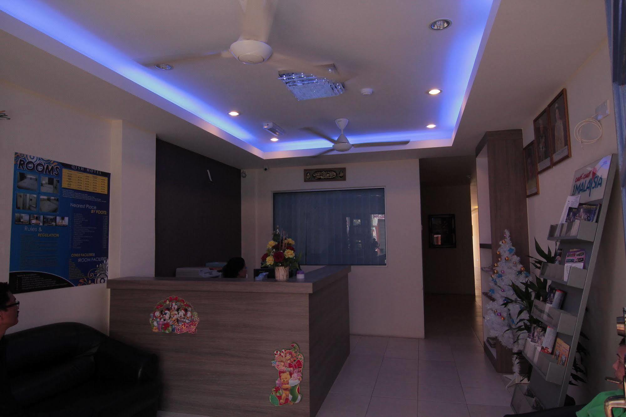 Qish Hotel Malacca Exterior photo
